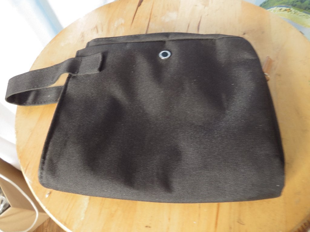 zwarte toilettas amenity kit Bvlgari draaglus 20 x 19 x 5 cm, Ophalen of Verzenden, Gebruikt, Zwart, Heer of Dame