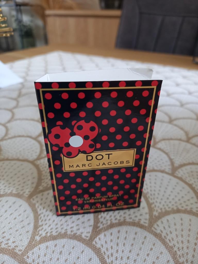 Proefje  Dot van Marc Jacobs, Ophalen of Verzenden