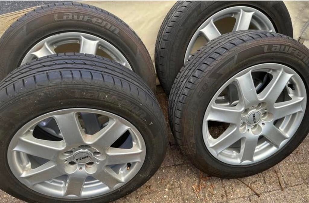 Laufenn zomerbanden met aluminium velgen 205/55R16, Ophalen, Gebruikt