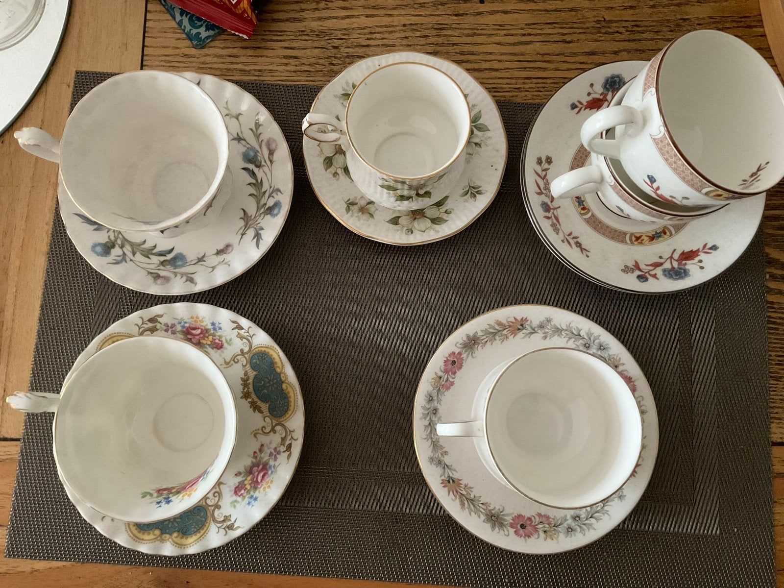 Royal Albert; Wedgwood enz. uit oma’s tijd, Ophalen