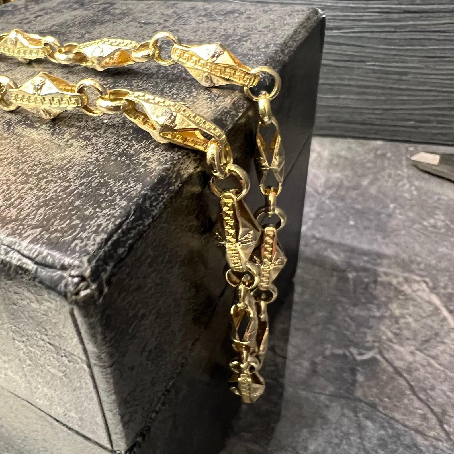 14k gouden ketting monte carlo schakel versace, Ophalen of Verzenden, Zo goed als nieuw, Goud