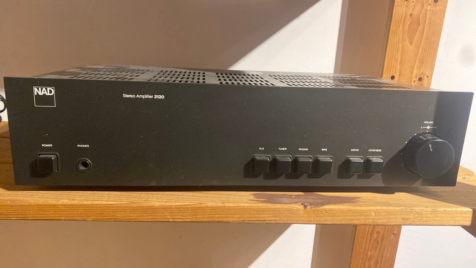 NAD 3210 Stereo Versterker - Vintage Audio, Audio, Tv en Foto, Versterkers en Receivers, Gebruikt, Ophalen, Overige merken, Minder dan 60 watt