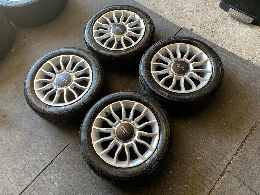 15 inch Fiat 500 zomerset ! 4x98, Auto-onderdelen, Ophalen, 15 inch, Banden en Velgen, 185 mm