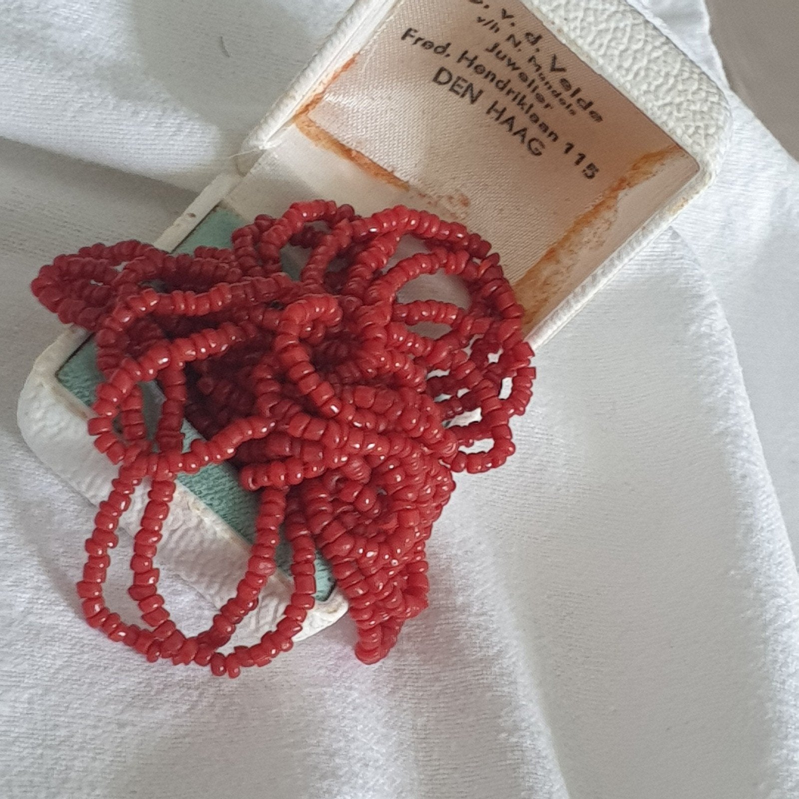 Bloedkoraal losse anoertjes, Ophalen of Verzenden, Overige materialen, Ketting
