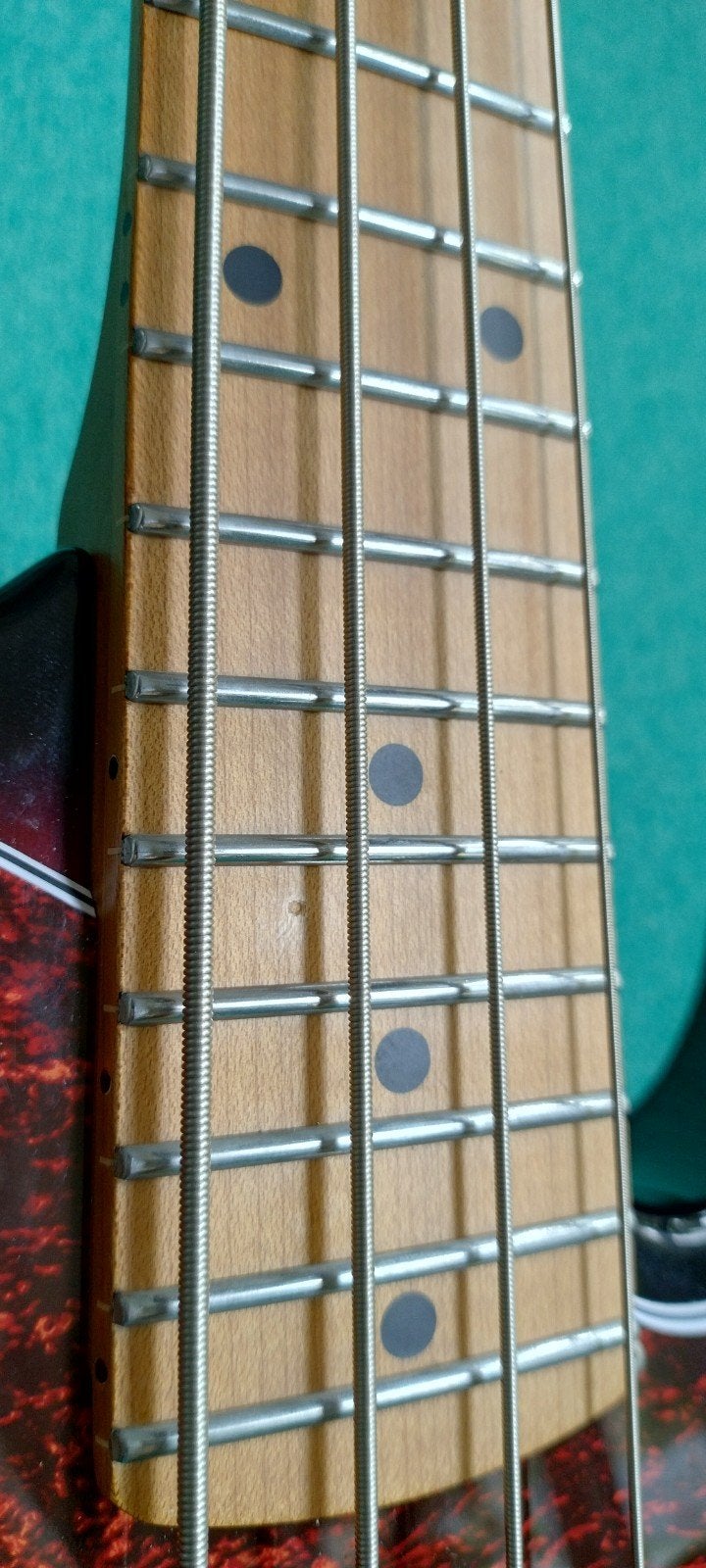 Foto 6 van Flight Jazz Bass - Zo goed als nieuw