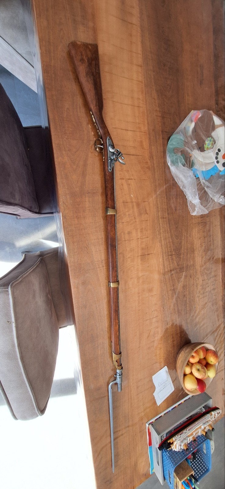 Replica oud geweer met bajonet - decoratief, Ophalen, Overige soorten, Overige gebieden, Overige typen