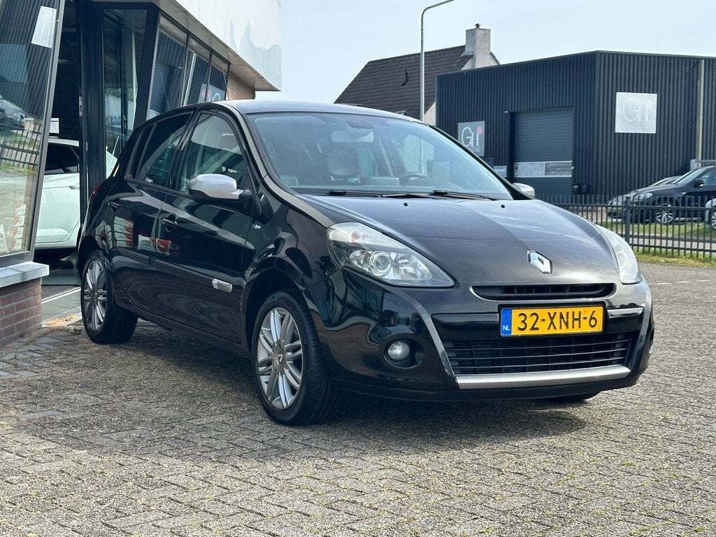 Renault Clio 1.2 TCe Night & Day, Auto's, Renault, Voorwielaandrijving, Gebruikt, Zwart, 4 cilinders