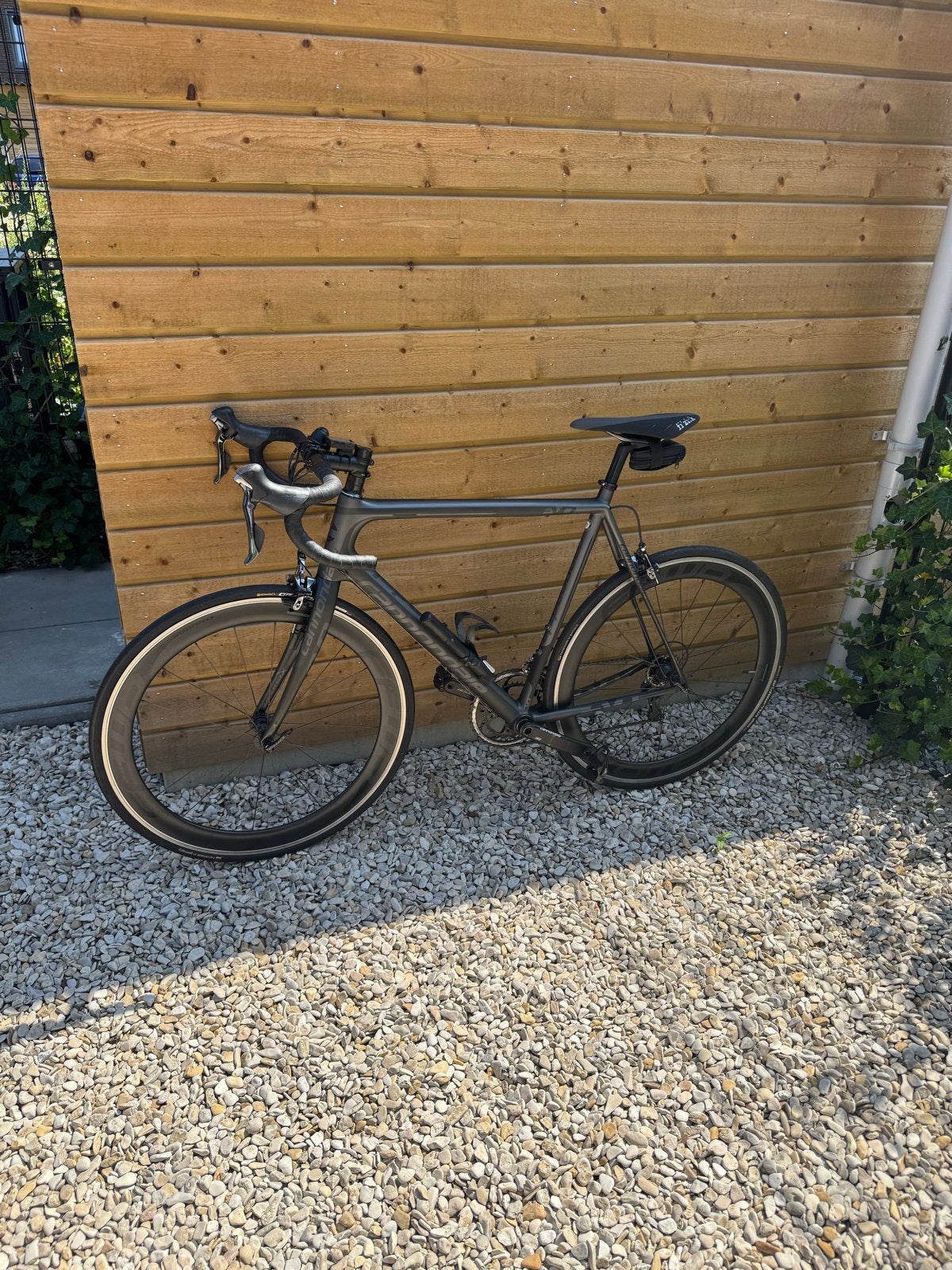 Cannondale SuperSix EVO, 28 inch, Carbon, Zo goed als nieuw, Meer dan 20 versnellingen