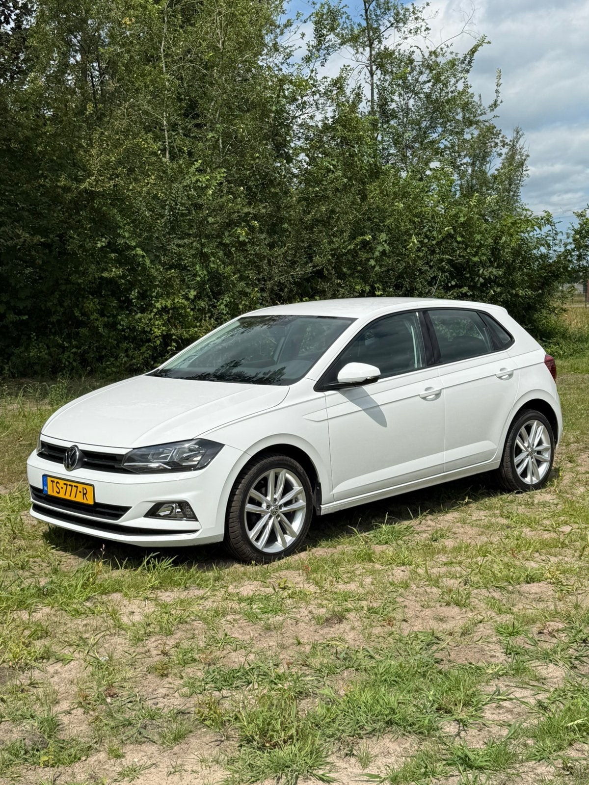 VW  Polo 1.0 TSI 95pk 2018 Wit NAP, Voorwielaandrijving, 40 €/maand, Wit, Origineel Nederlands
