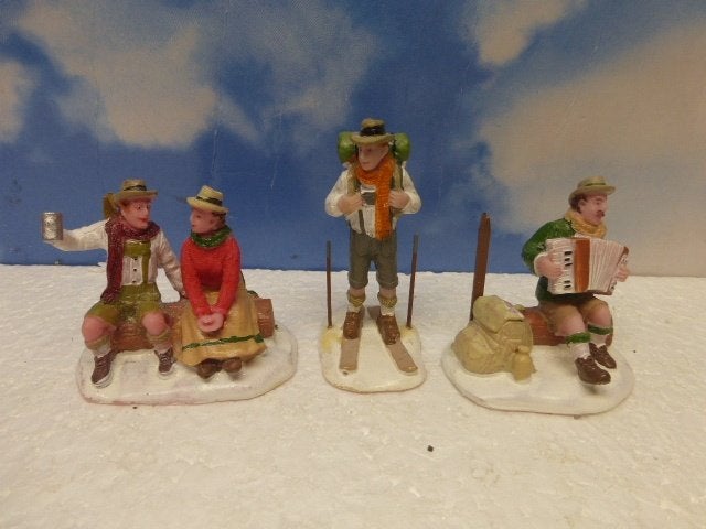 lemax Alpine ski party kerstdorp poppetjes figurine kampvuur, Ophalen of Verzenden, Zo goed als nieuw