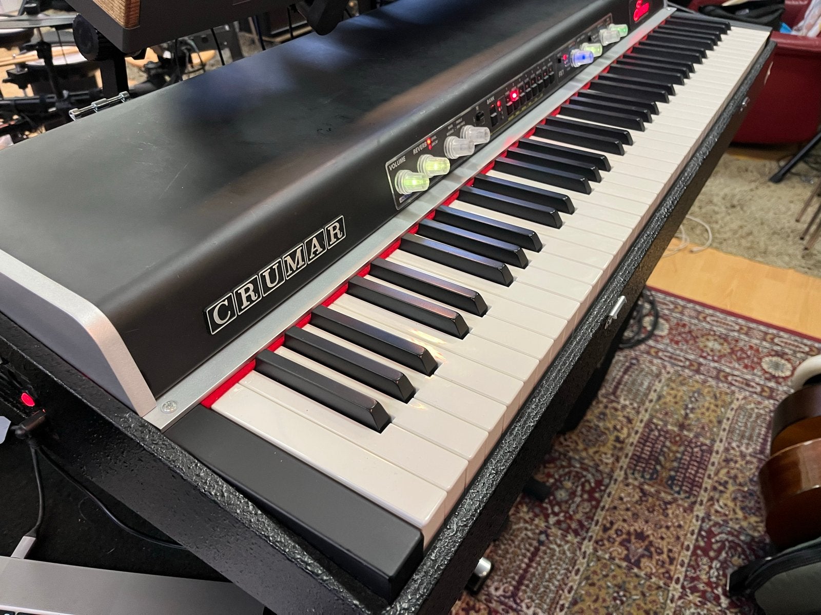 Crumar Seven Stage Piano met deksel, poten en sustainpedaal, Muziek en Instrumenten, Overige merken, Ophalen of Verzenden, Zo goed als nieuw