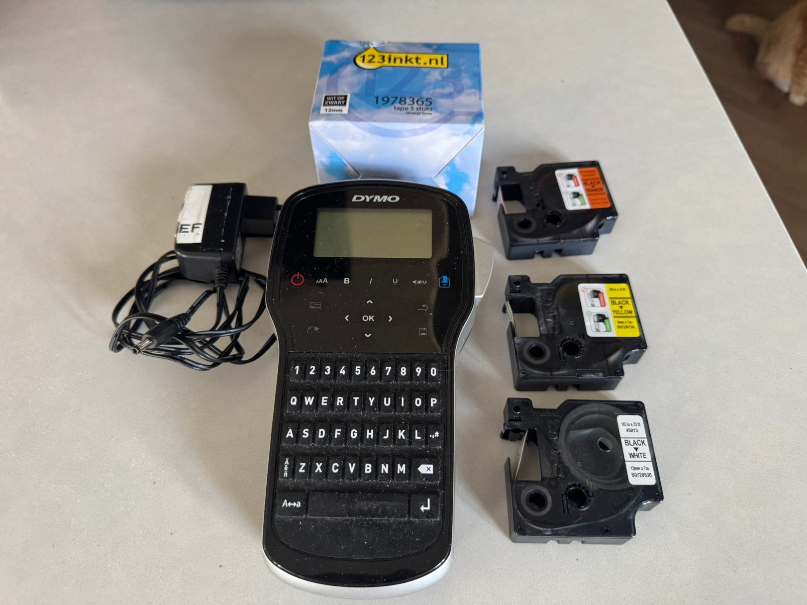 Dymo LabelManager 280 incl tapes, Computers en Software, Ophalen of Verzenden, Gebruikt, Qwerty, Tape-label