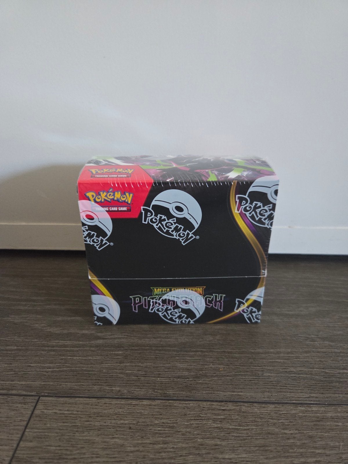 Pitch black boosterbox pokémon, Hobby en Vrije tijd, Verzamelkaartspellen | Pokémon, Ophalen of Verzenden, Zo goed als nieuw, Boosterbox