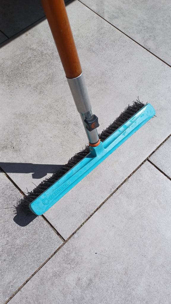 Gardena Bezem, Ophalen of Verzenden, Zo goed als nieuw, Bezem, Gardena / Husqvarna