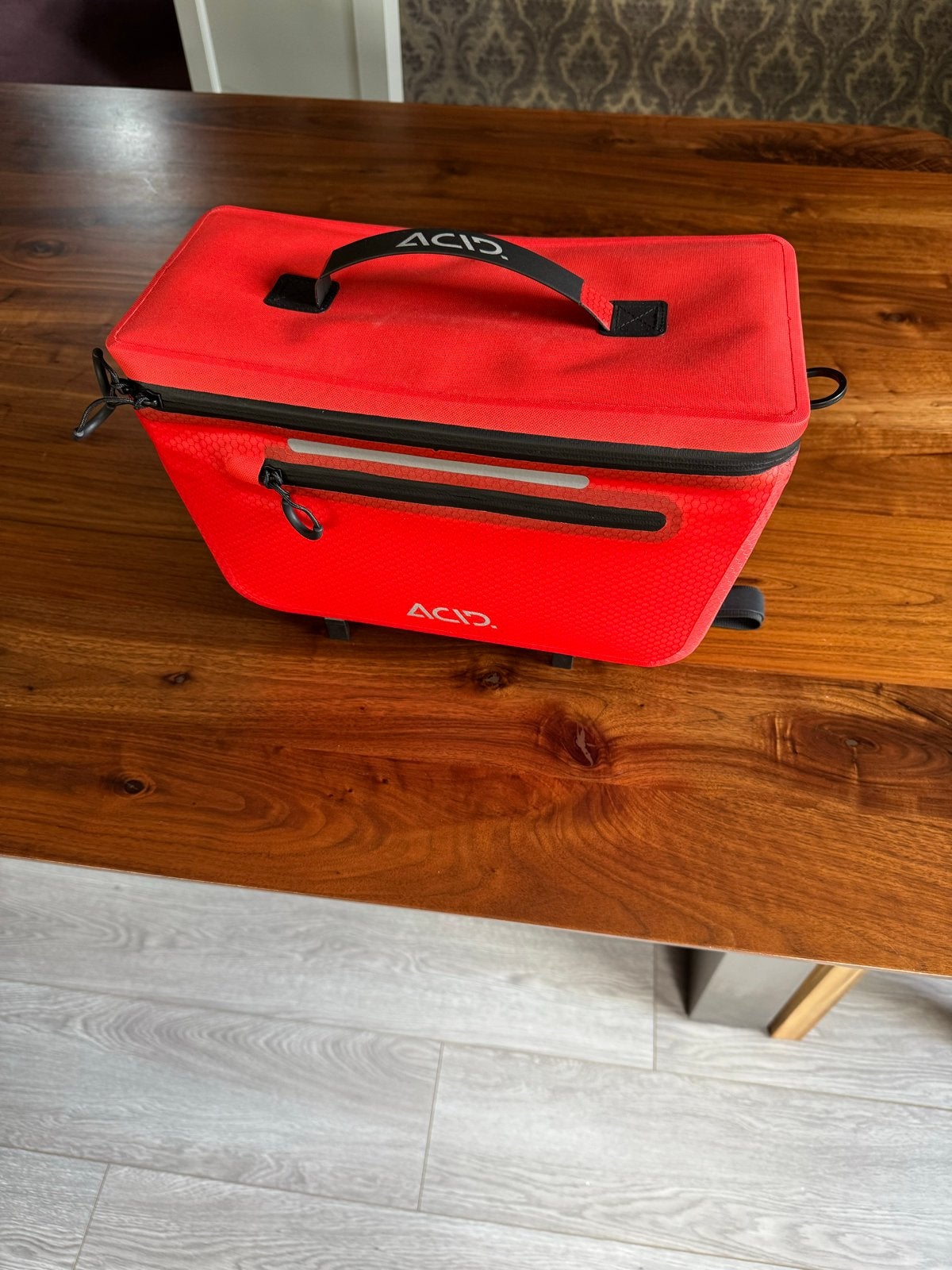ACID PRO 10 fietstas - licht-rood - zo goed als nieuw, Ophalen of Verzenden, Zo goed als nieuw