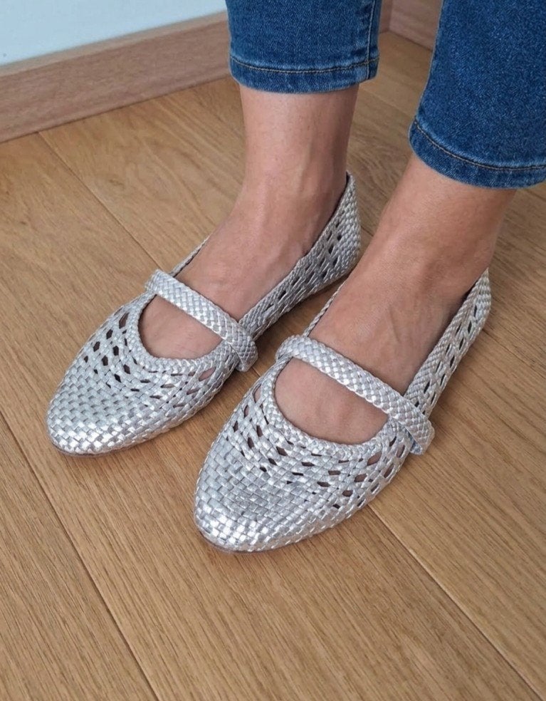 Leuk zilveren leren ballerinas  Anonymous Copenhagen maat 41, Overige kleuren, Anonymous Copenhagen, Zo goed als nieuw, Ballerina's