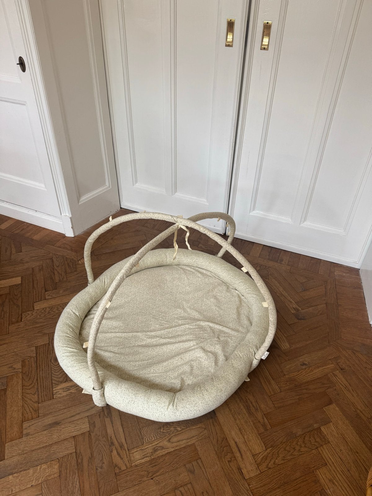 Konges Sløjd Babygym met Speelkleed - Bloemenprint, Ophalen of Verzenden, Zo goed als nieuw, Babygym