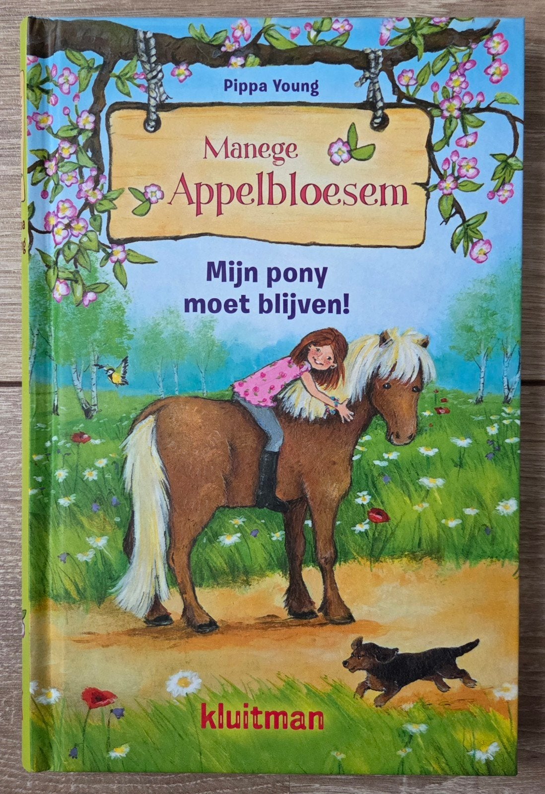 Pippa Young - Manege Appelbloesem - Mijn pony moet blijven!, Fictie algemeen, Ophalen of Verzenden, Zo goed als nieuw, Pippa Young