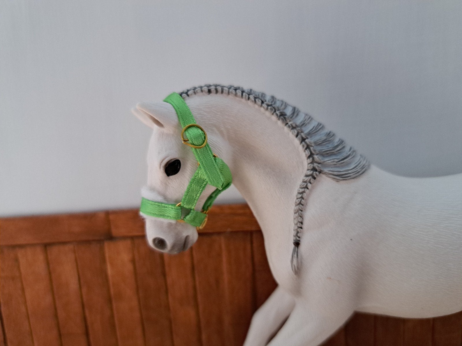 schleich halster lichtgroen, Ophalen of Verzenden, Zo goed als nieuw, Paard, Beeldje of Figuurtje