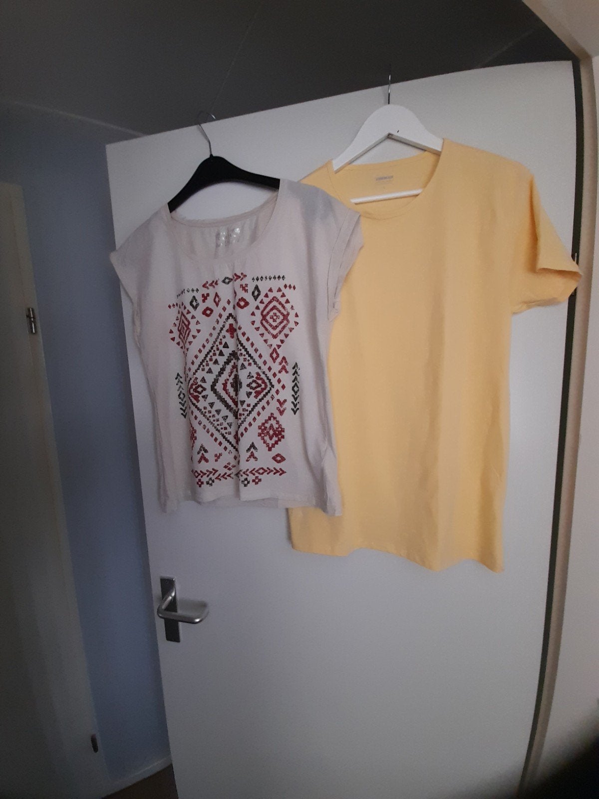Dames shirt/top mt L 2 stuks, Ophalen of Verzenden