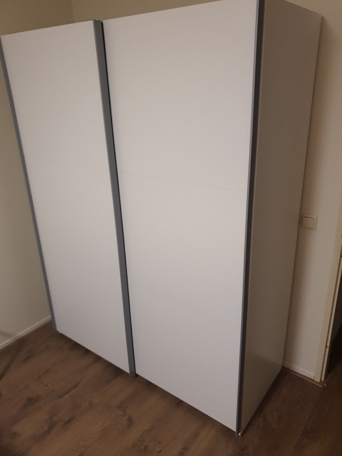 Kledingkast met schuifdeuren, Ophalen, Met deur(en), 200 cm of meer, 150 tot 200 cm