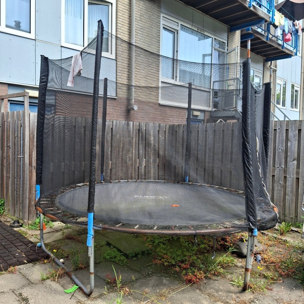 Trampoline, Ophalen, Gebruikt