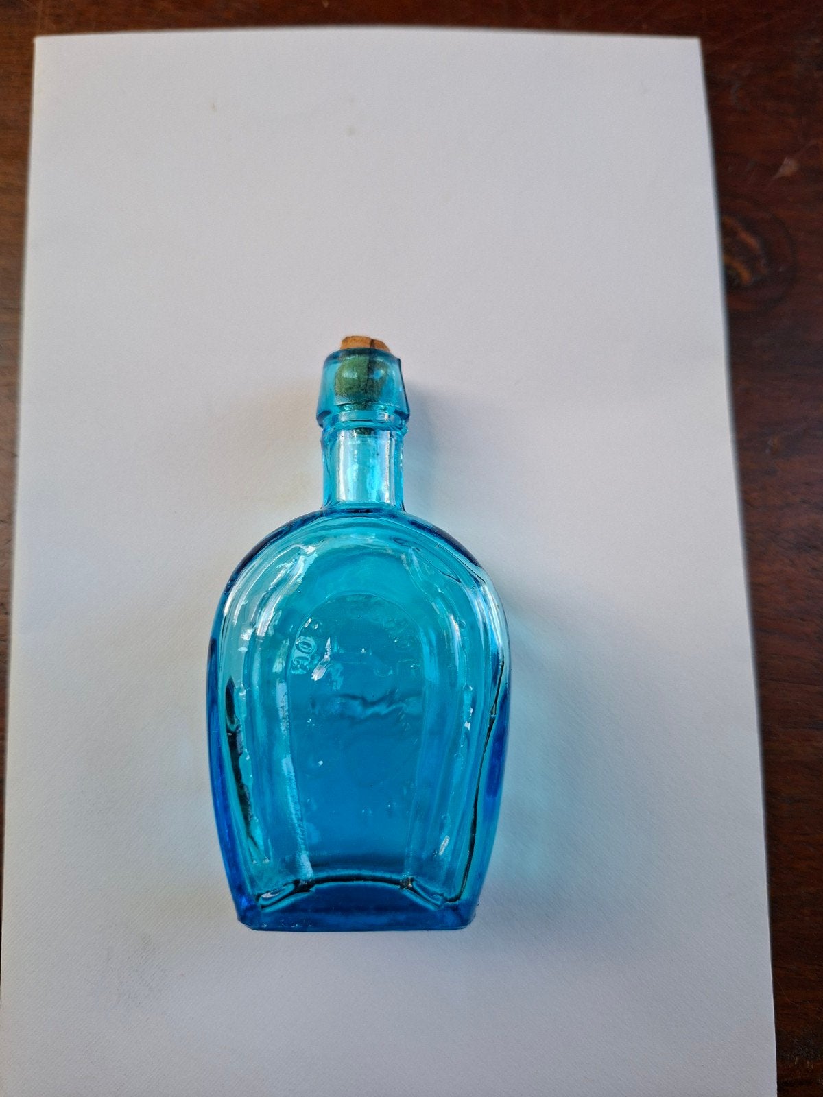 Antieke blauwe glazen fles Horseshoe met kurk, Ophalen of Verzenden