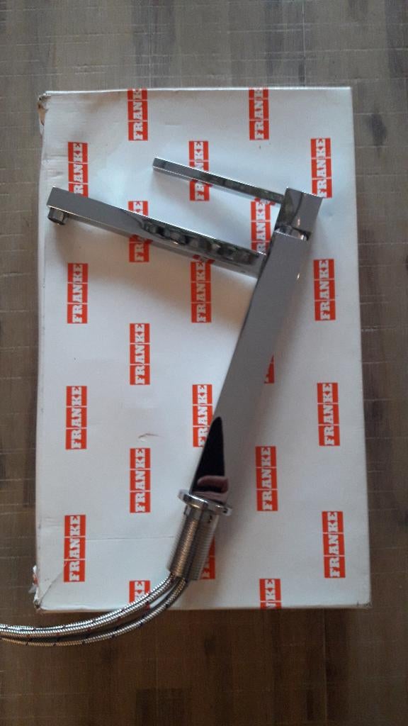 Keukenkraan super modern en strak, Doe-het-zelf en Verbouw, Sanitair, Ophalen of Verzenden, Nieuw, Chroom, Kraan