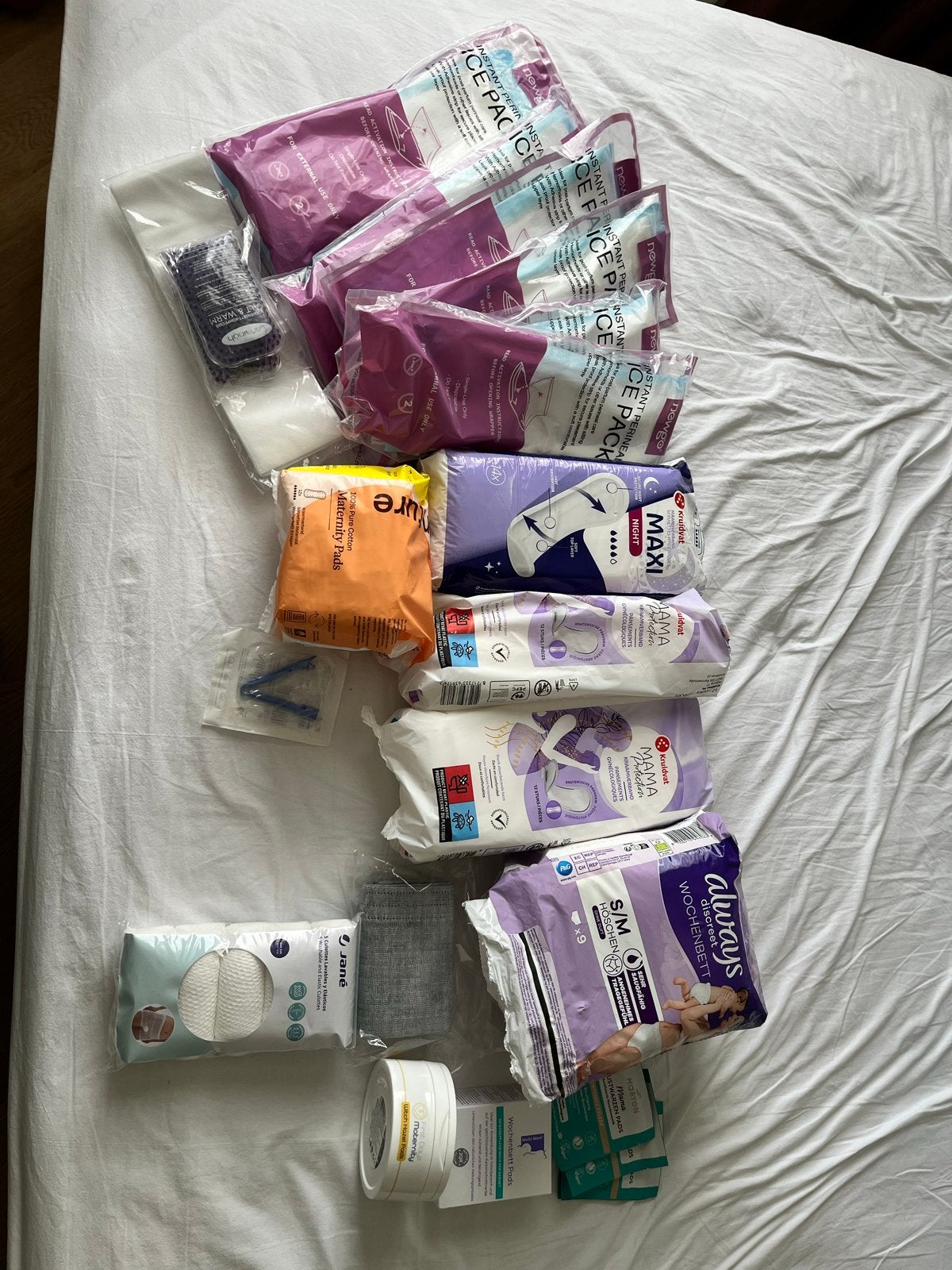 Kraampakket: Icepacks, kraamverband, ondergoed & meer, Ophalen, Zo goed als nieuw