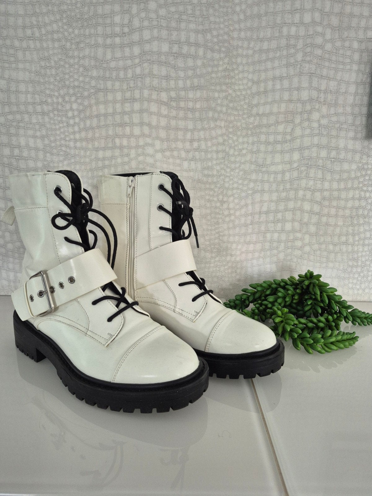 Even & Odd off white laarsjes - maat 40 - zo goed als nieuw, Even & Odd, Wit, Lage of Enkellaarzen, Ophalen of Verzenden