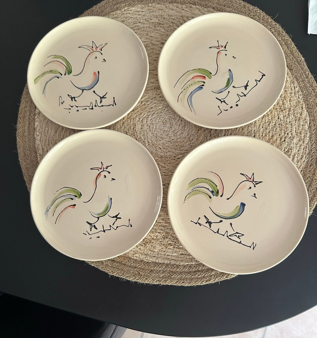 Set van 4 handgeschilderde borden met haanmotief (2002), Keramiek, Landelijk/Boerenbont, Ophalen of Verzenden, Zo goed als nieuw