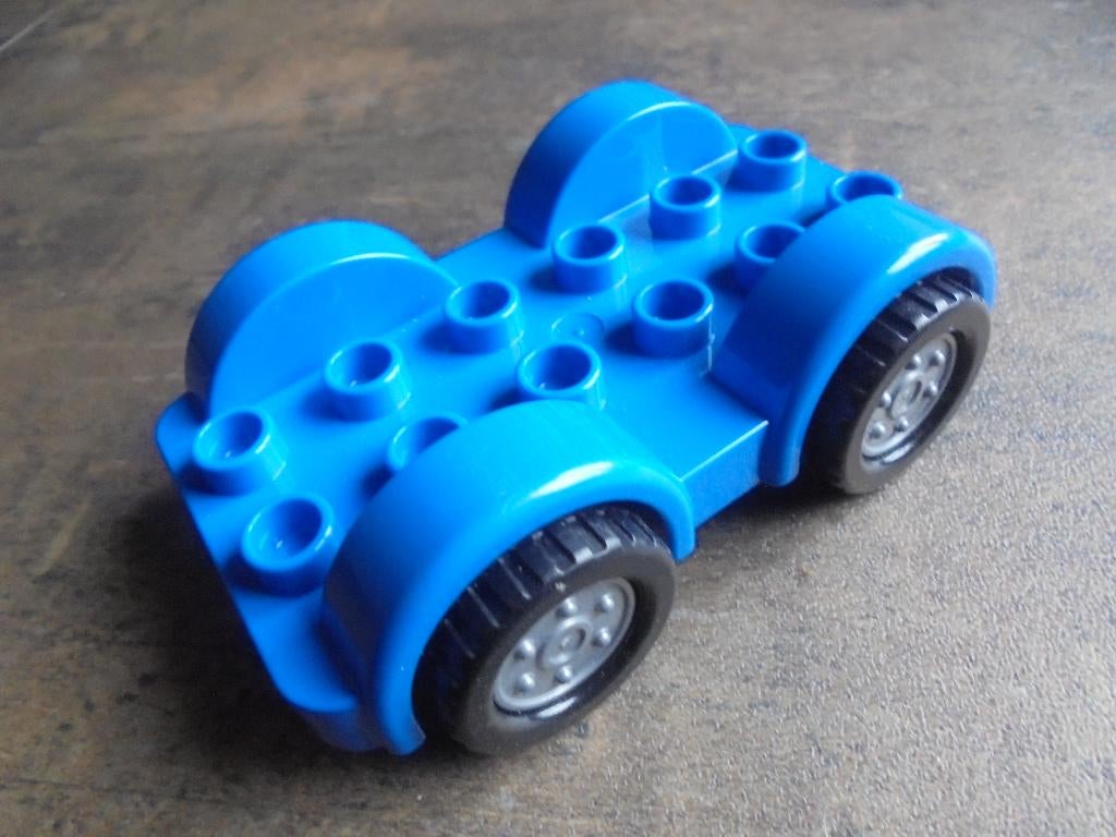 Lego Duplo Car Base 2x6 with Fixed Axles (zie foto's) 4, Ophalen of Verzenden, Gebruikt, Losse stenen, Duplo