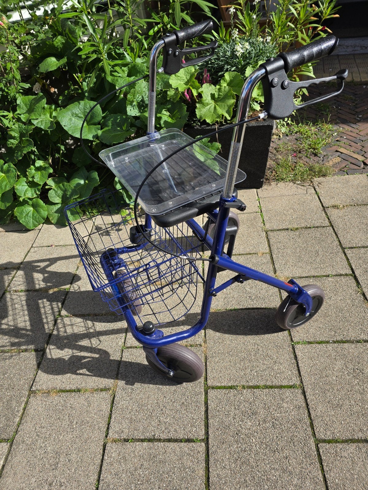 Als nieuw, THUASNE blauwe rollator, Diversen, Ophalen of Verzenden, Opvouwbaar, Nieuw