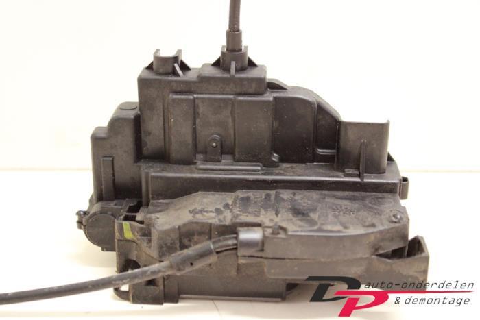 Deurslot Mechaniek 4Deurs rechts-voor van een Renault Megane, Gebruikt, -, Renault, -