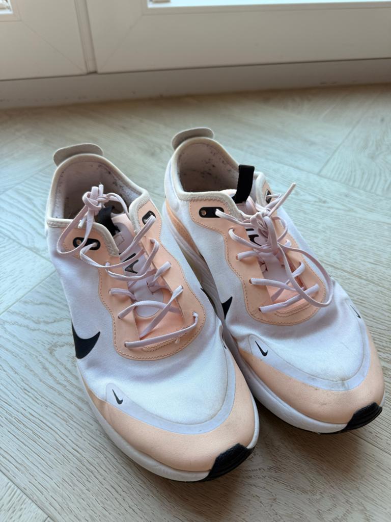 Nike Air Max Dia sneakers - Roze/Wit, Ophalen of Verzenden, Gedragen, Roze, Sneakers of Gympen