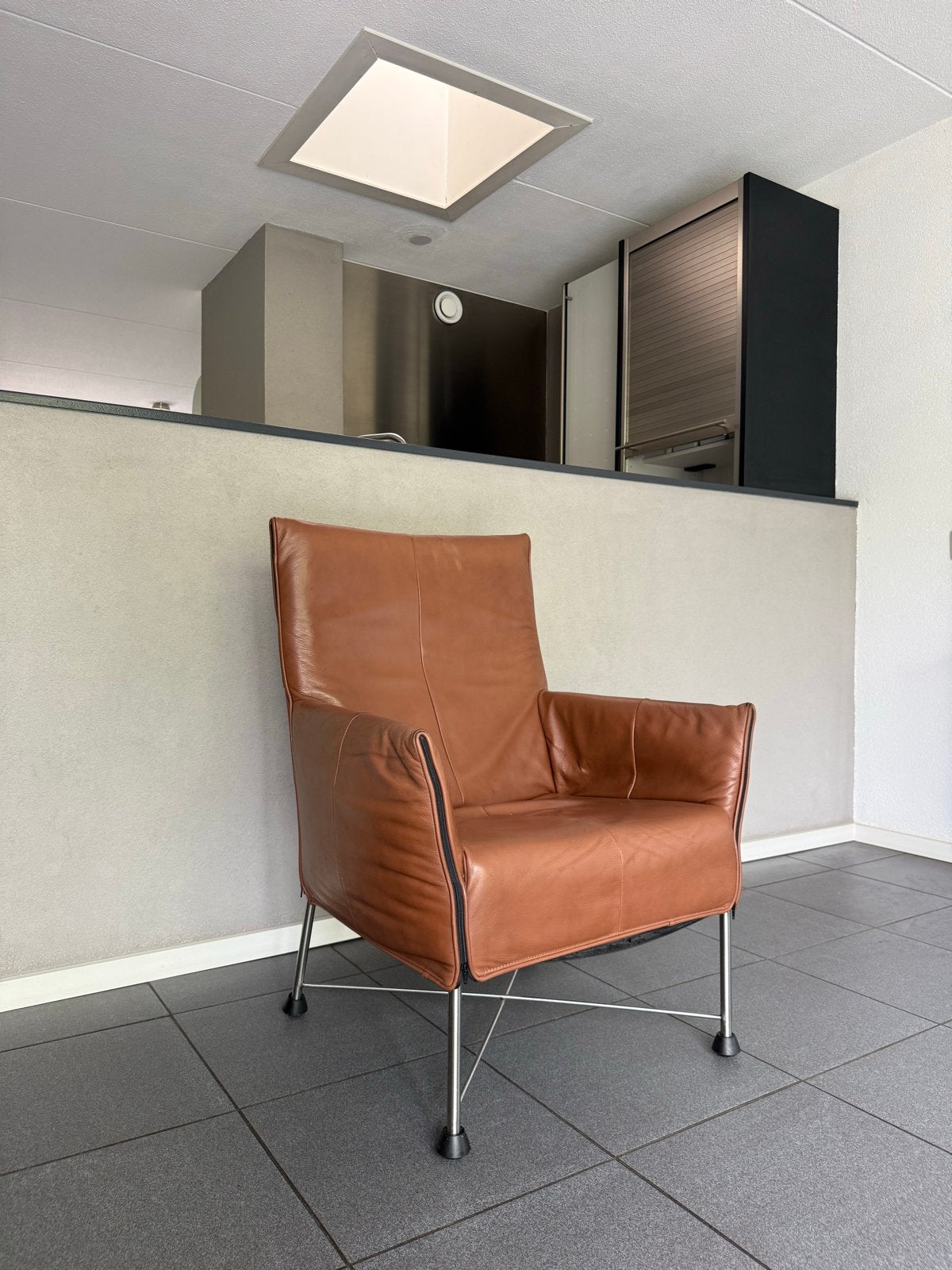 Montis Charly Leren fauteuil, Ophalen, Zo goed als nieuw, Leer, 75 tot 100 cm