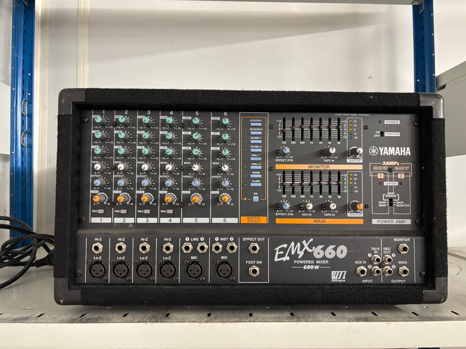 Mengtafel yamaha emx 660, Muziek en Instrumenten, Mengpanelen, Ophalen, Zo goed als nieuw, 20 kanalen of meer
