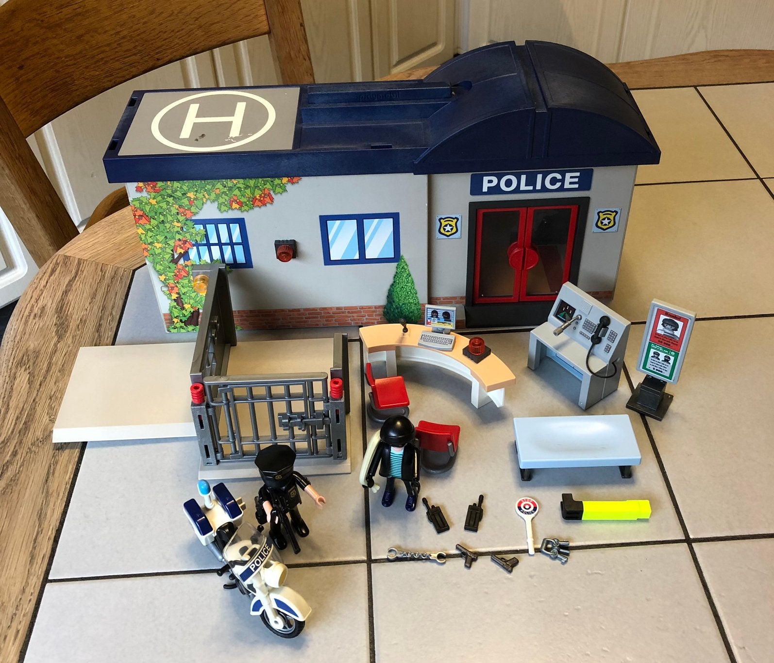 Playmobil meeneem politie bureau setnummer 5299 zgan, Ophalen of Verzenden, Zo goed als nieuw