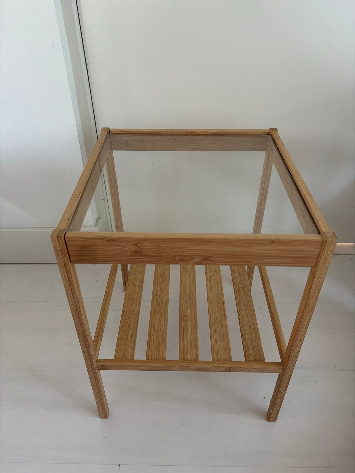 Bamboe bijzettafel met glazen blad, Minder dan 55 cm, Gebruikt, Vierkant, Hout