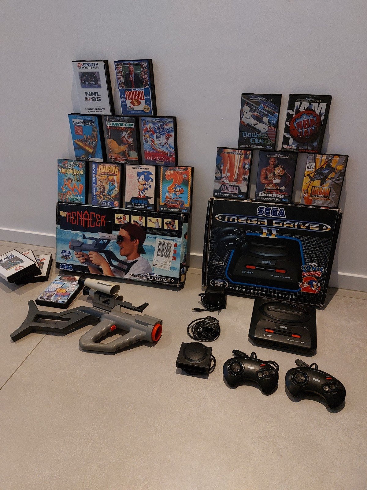 Sega Mega Drive Bundel, Ophalen, Mega Drive, Met 2 controllers, Gebruikt