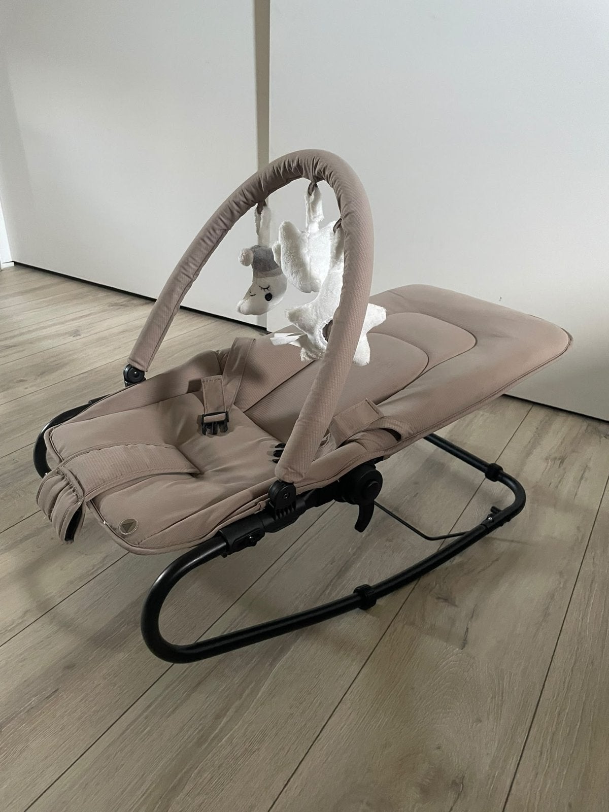 Topmark Wipstoel met Speelboog - Zo goed als nieuw, Kinderen en Baby's, Ophalen, Wipstoel, Topmark, Met gordel(s) of riempje(s)