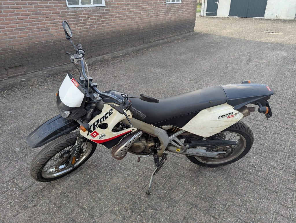 bromfiets Derbi senda, Fietsen en Brommers, Brommers | Derbi, Ophalen, 6 versnellingen, Gebruikt, Maximaal 45 km/u