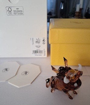 Swarovski Pumba van de leeuwenkoning Disney, Ophalen of Verzenden, Zo goed als nieuw, Figuurtje