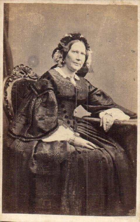 CDV- Atelier H.Ph.J Schuiten -Amsterdam - Zeer oud -DAME, Gebruikt, Verzenden, Foto, Klederdracht
