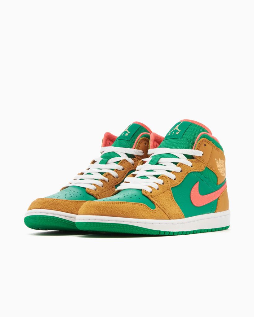 Nike Air Jordan 1 mid Wheat Watermelon 44,5 (brs aj1 high), Overige kleuren, Nieuw, Ophalen of Verzenden, Sneakers of Gympen