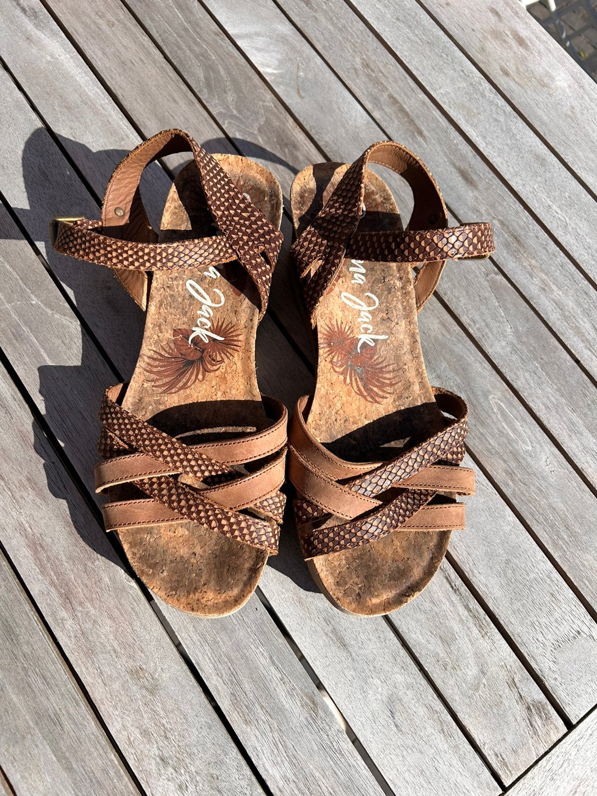 Sandalen Panama Jack, Kleding | Dames, Schoenen, Bruin, Zo goed als nieuw, Sandalen of Muiltjes, Ophalen of Verzenden