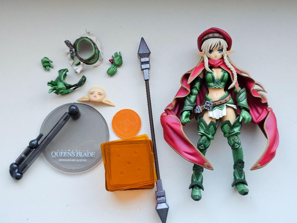 Queen's Blade - Alleyne - Legacy of Revoltech (LR-019), Verzenden, Gebruikt