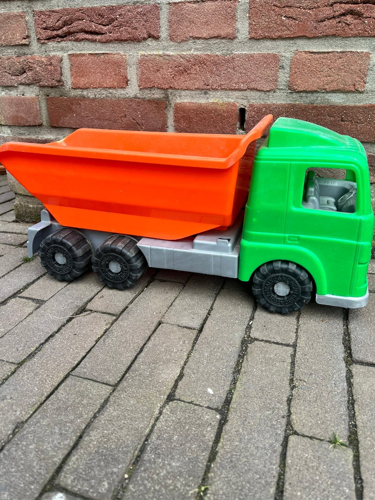 Grote zandauto speelgoed voertuig, Ophalen, Gebruikt