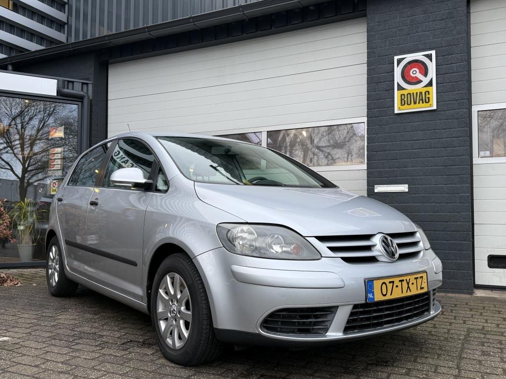 Volkswagen Golf Plus 1.6 FSI Comfortl.Bns (bj 2007), Startonderbreker, Gebruikt, 4 cilinders, 116 pk