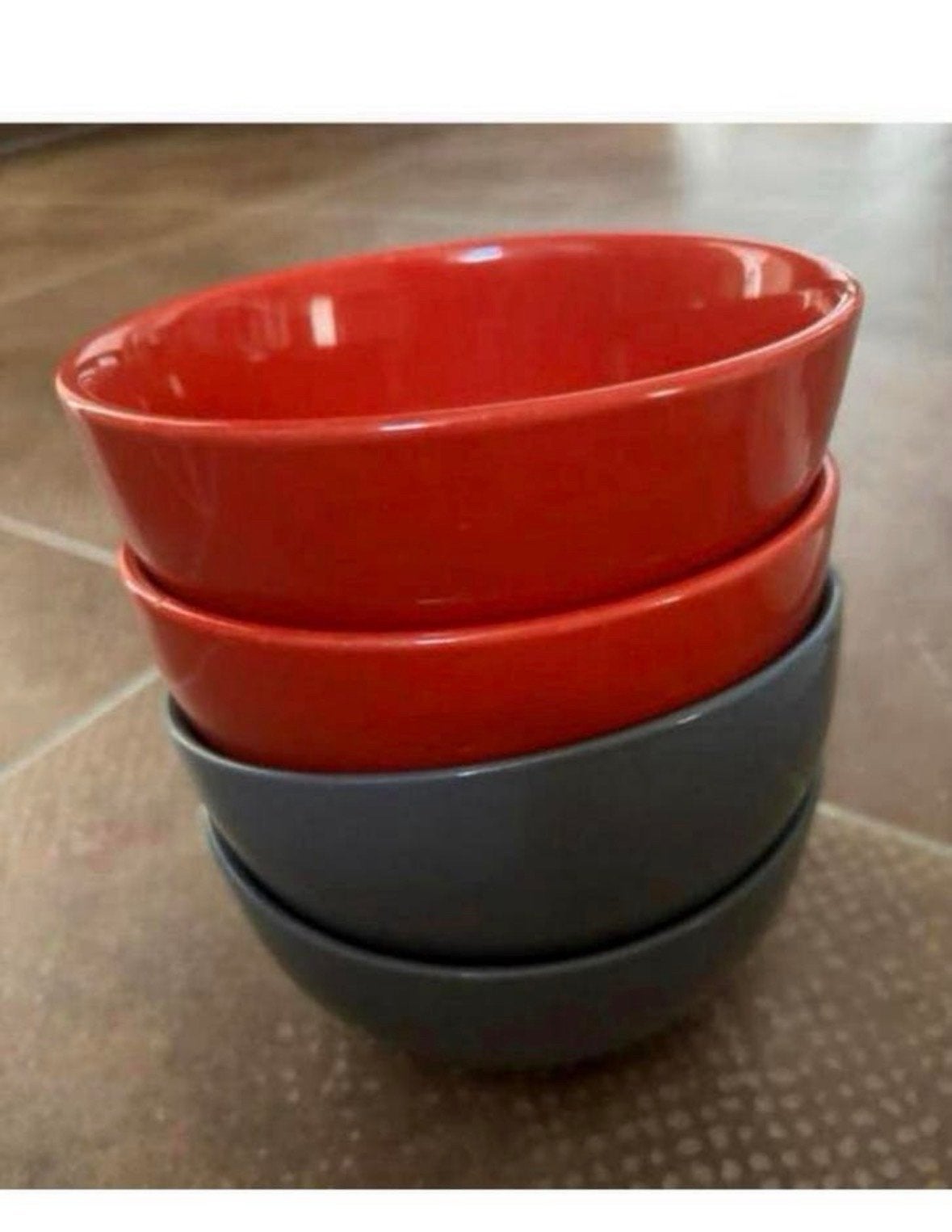 Hema Schaaltjes - 4 stuks (rood en grijs), Gebruikt, Porselein of Keramiek, Schaal, Vaatwasserbestendig